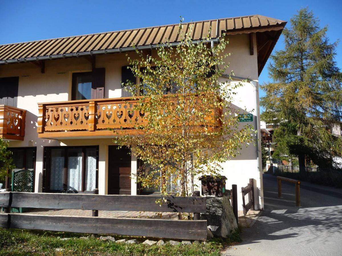 Residence Sylvana Les Deux Alpes Exterior photo