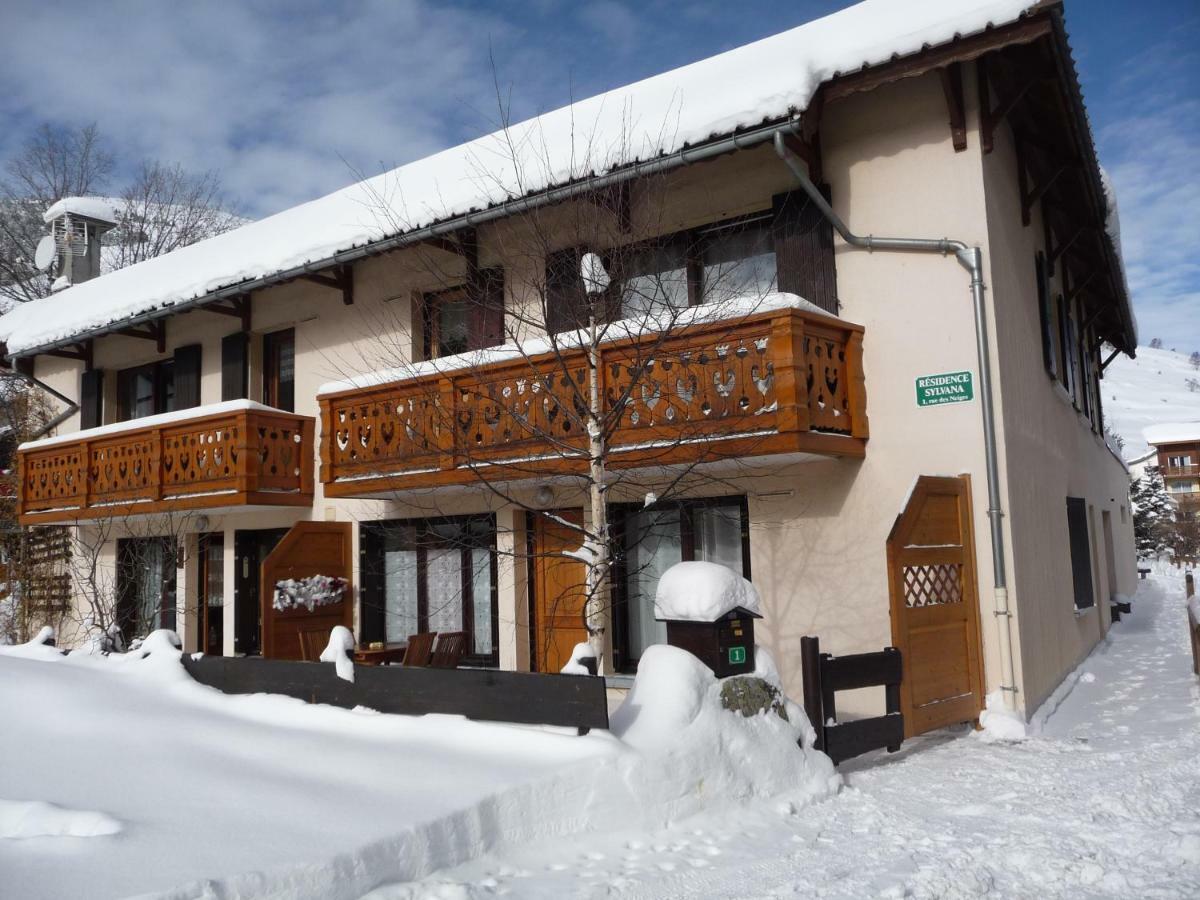 Residence Sylvana Les Deux Alpes Exterior photo